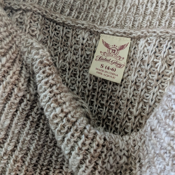 Beach Day summer clothes bundle lot - Picture 4 of 7